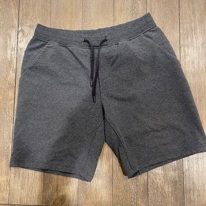 Lululemon MENS XL Short